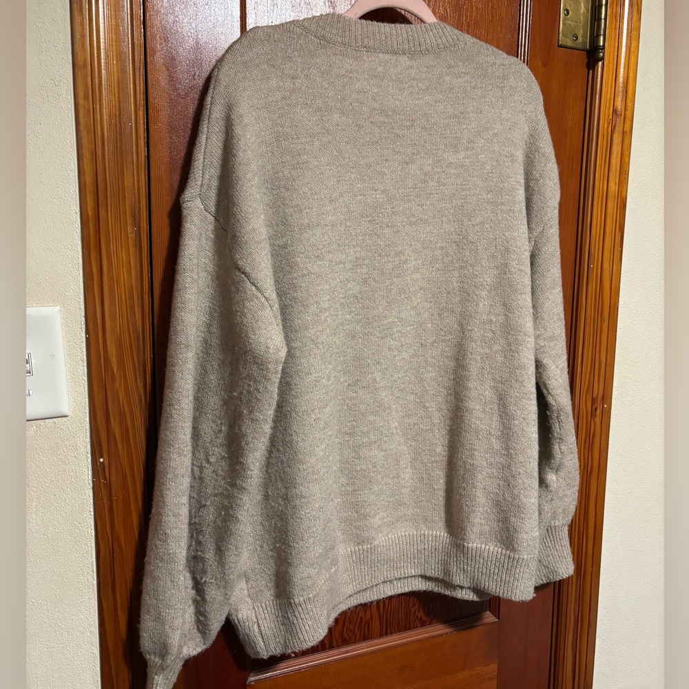 PRINCESS POLLY Women’s Tan Crewneck Knit Oversized Sweater Size 6 - Picture 4 of 6